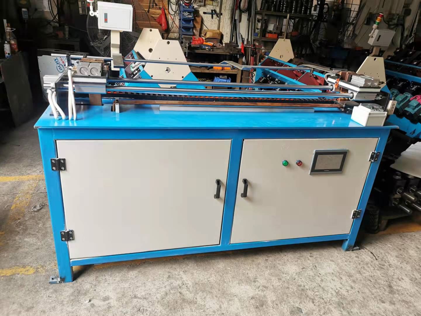 Bestilling av rørformet varmeapparat Annealing Machine fra Iran